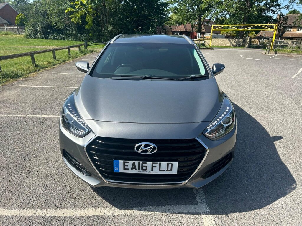 Hyundai I40 1.7 Crdi Blue Drive Se Nav Tourer Dct Euro 6 Ss Silver #5
