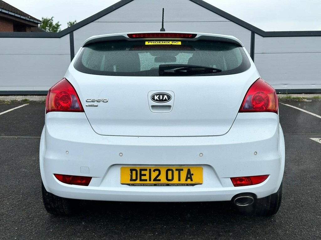 Kia Proceed Silver #9
