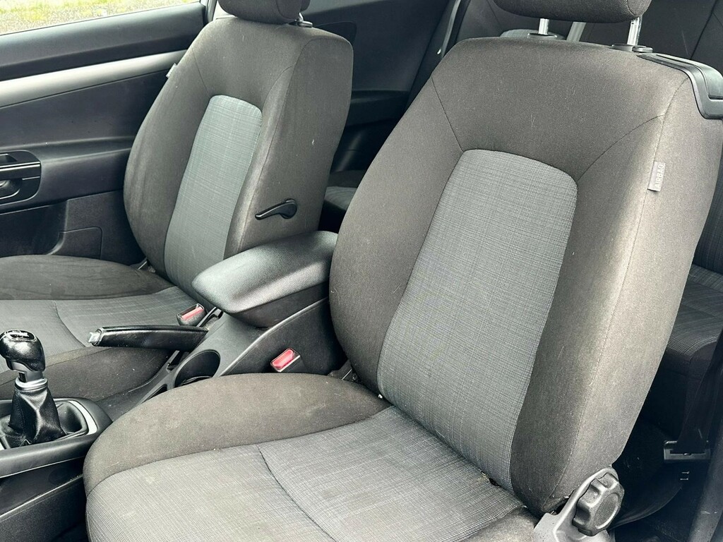 Kia Proceed Silver #20