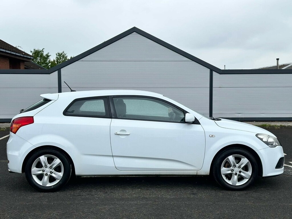Kia Proceed Silver #11