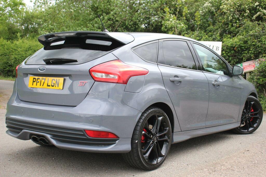 Ford Focus 2.0T Ecoboost St-3 Euro 6 Ss PF17LGN Grey #4