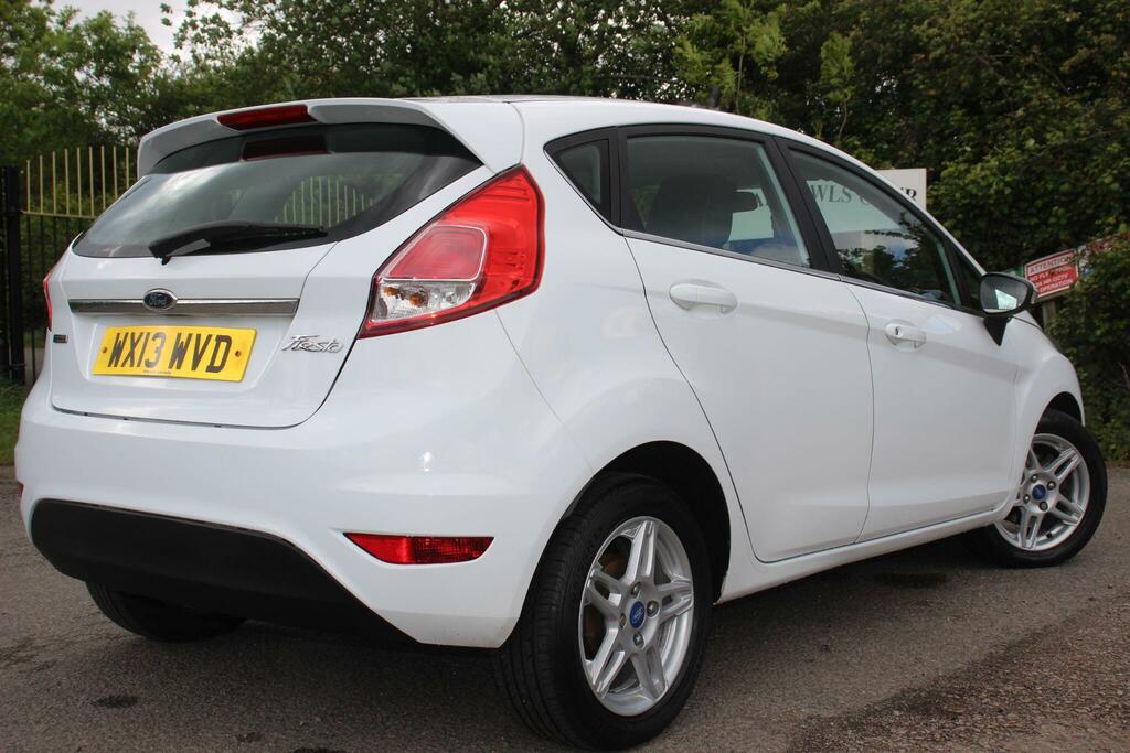 Ford Fiesta 1.0 Zetec Euro 5 Ss WX13WVD White #4