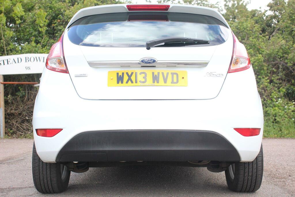Ford Fiesta 1.0 Zetec Euro 5 Ss WX13WVD White #5