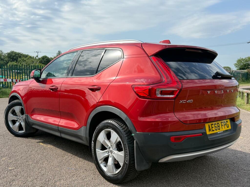 Volvo XC40 2.0 D3 Momentum Pro Awd Euro 6 Ss AE68FPG Red #6