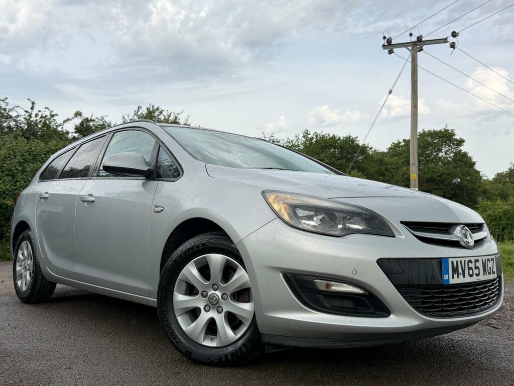 Vauxhall Astra 1.6 Cdti Ecoflex Design Sports Tourer Euro 6 Ss Silver