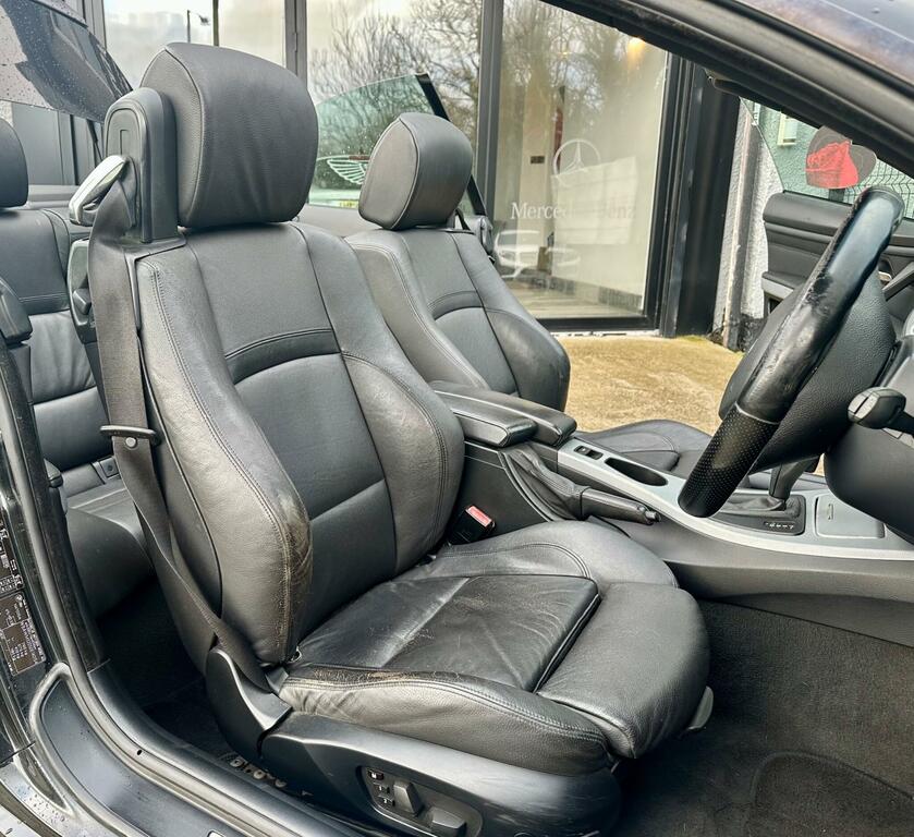 BMW 3 Series 2.0 320D M Sport Steptronic Euro 4 Black #3