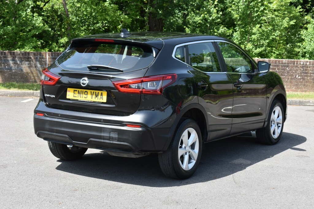 Nissan Qashqai Suv 1.5 Dci Acenta Premium 201919 EN19VMA Black #3