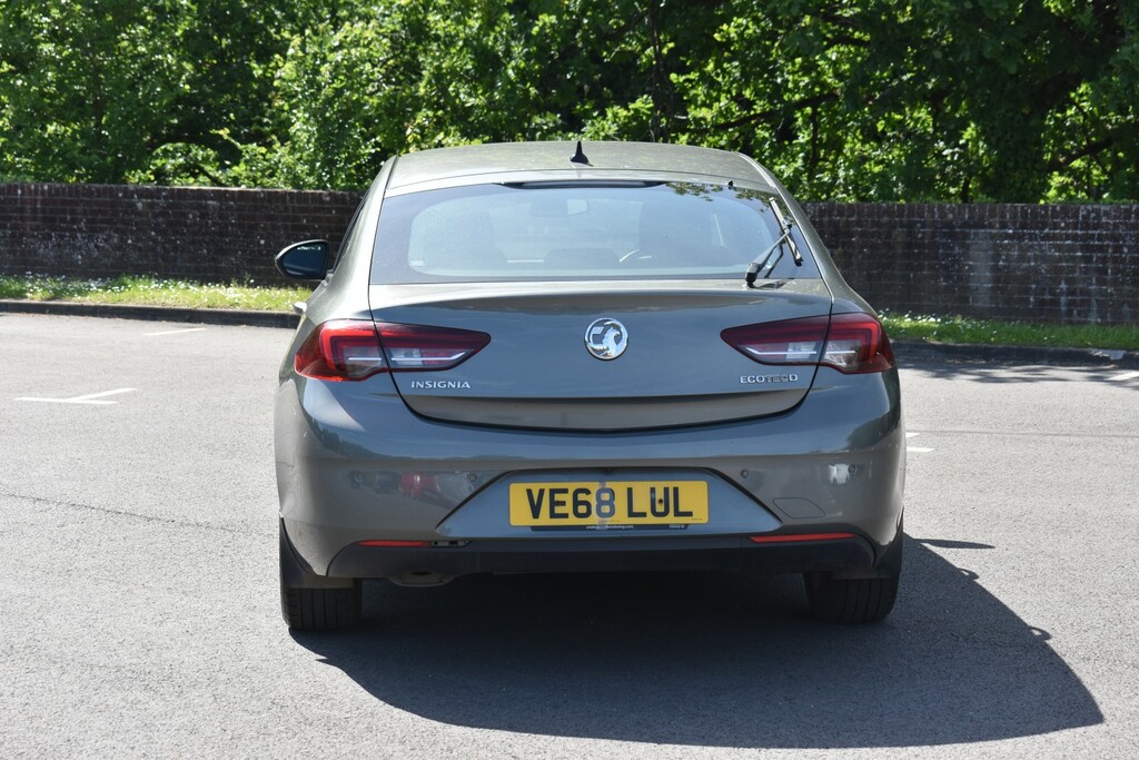 Vauxhall Insignia Hatchback 1.6 Turbo D Ecotec Tech Line Nav 20196 VE68LUL Grey #3