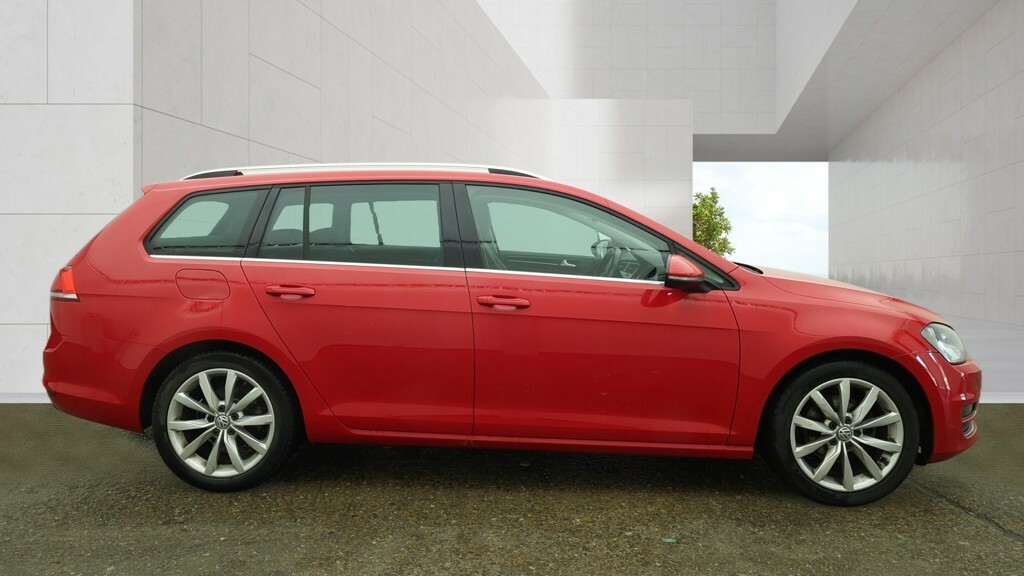 Volkswagen Golf Estate 2.0 Tdi Bluemotion Tech Gt 201414 RF14ELO Red #5