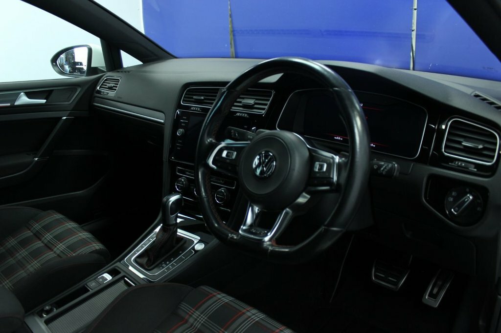 Volkswagen Golf 2L Gti Performance FN20EDF White #5