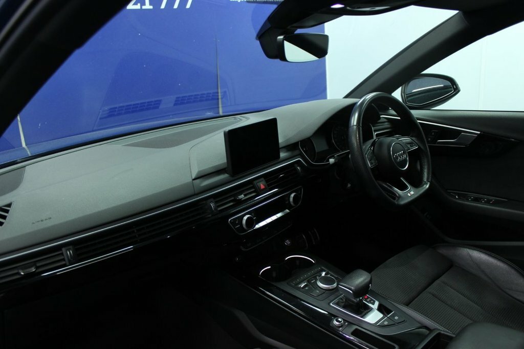 Audi A4 Avant 2L Black Edition WH19ZYJ Blue #6