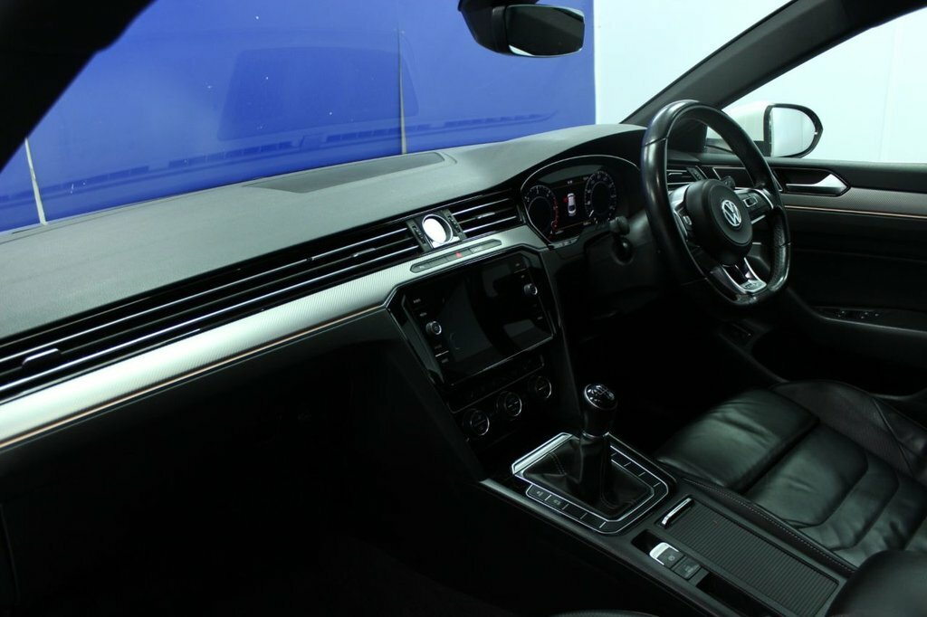Volkswagen Arteon 2L R-line White #6