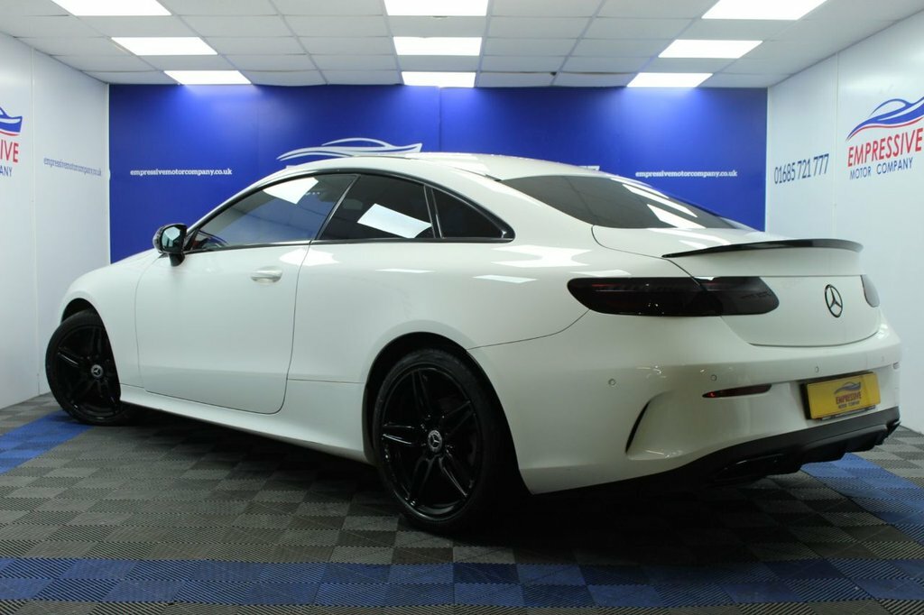 Mercedes-Benz E Class 2L Amg Line BX19MHZ White #2