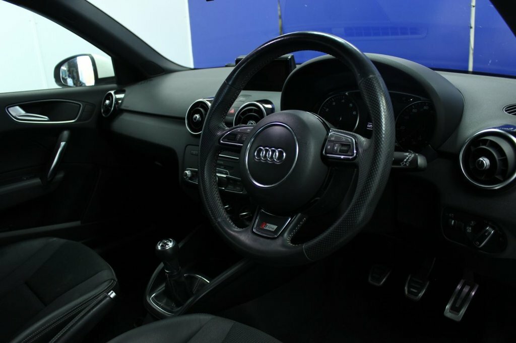 Audi A1 1.4L S Line MM18LLW White #4