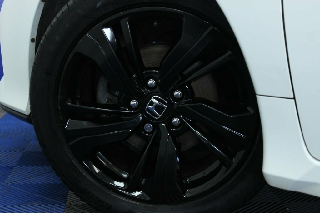 Honda Civic 1L Sr SC69SBV White #4