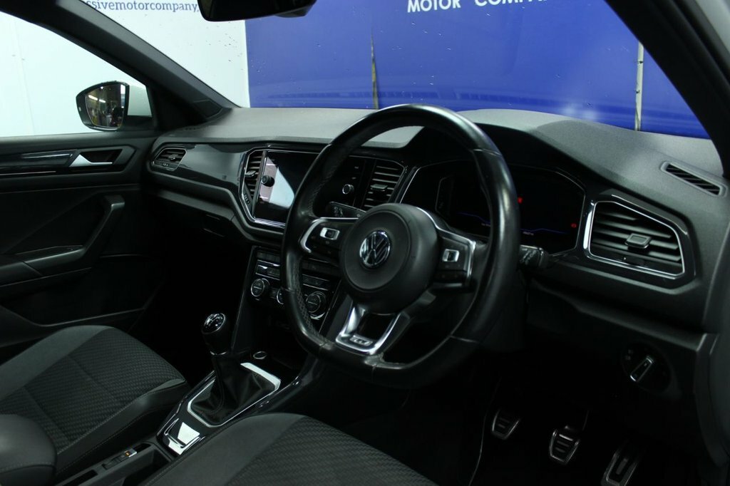 Volkswagen T-Roc 1.6L R-line KY69PZZ White #5