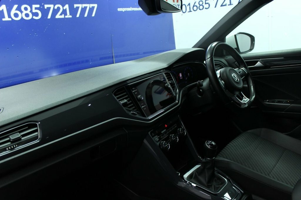 Volkswagen T-Roc 1.6L R-line KY69PZZ White #6