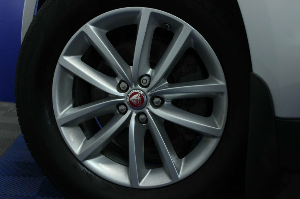 Jaguar F-Pace 2L Prestige CK17CPV Silver #4