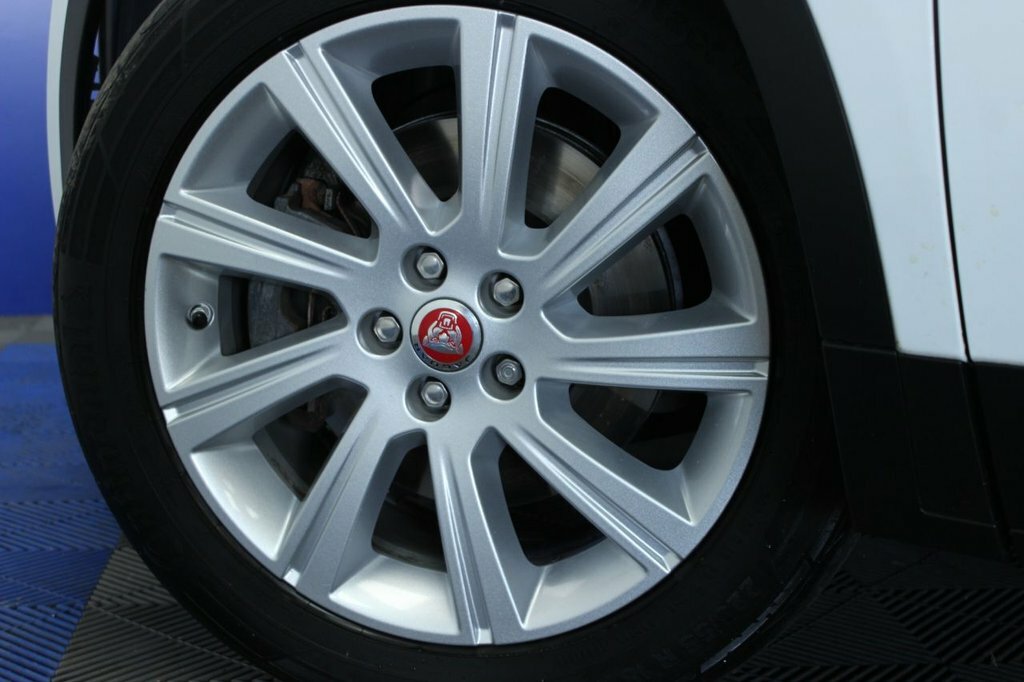 Jaguar E-Pace 2L S SW69KJX White #4