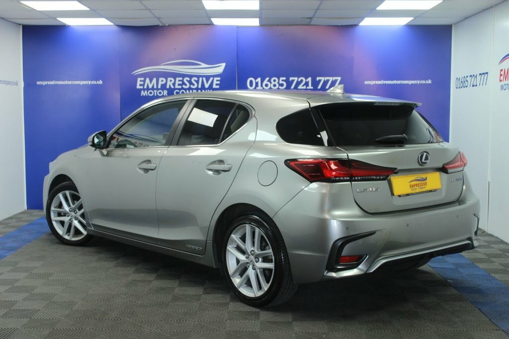 Lexus CT 1.8L Null Silver #2
