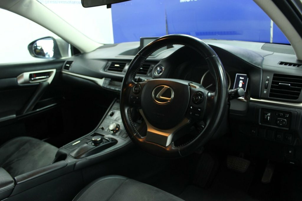 Lexus CT 1.8L Null Silver #4