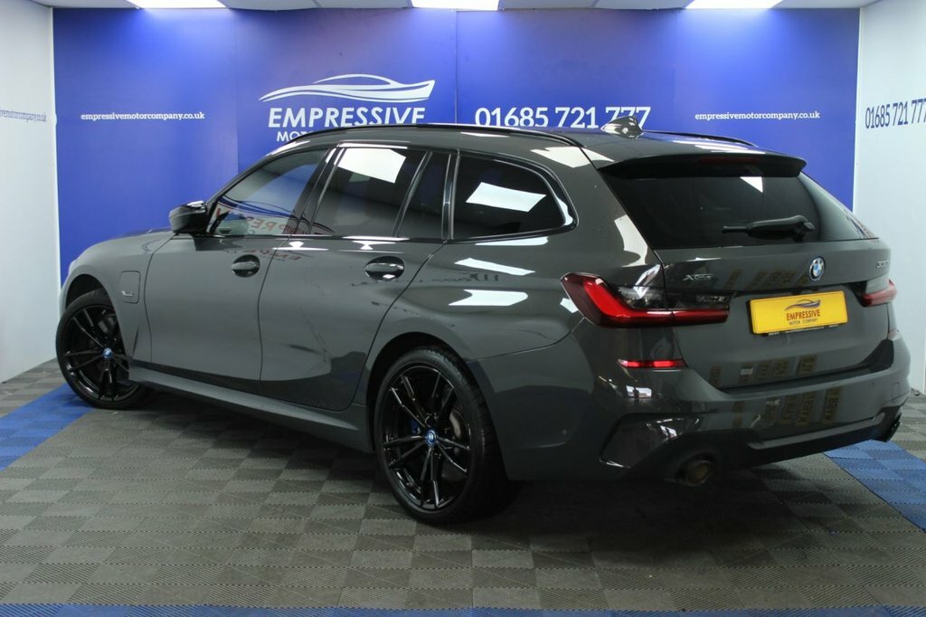 BMW 3 Series 2L M Sport Pro Edition VE71AZT Grey #2