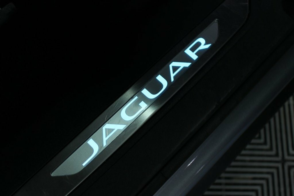Jaguar F-Pace 2L R-dynamic Se RE21YBK Grey #5