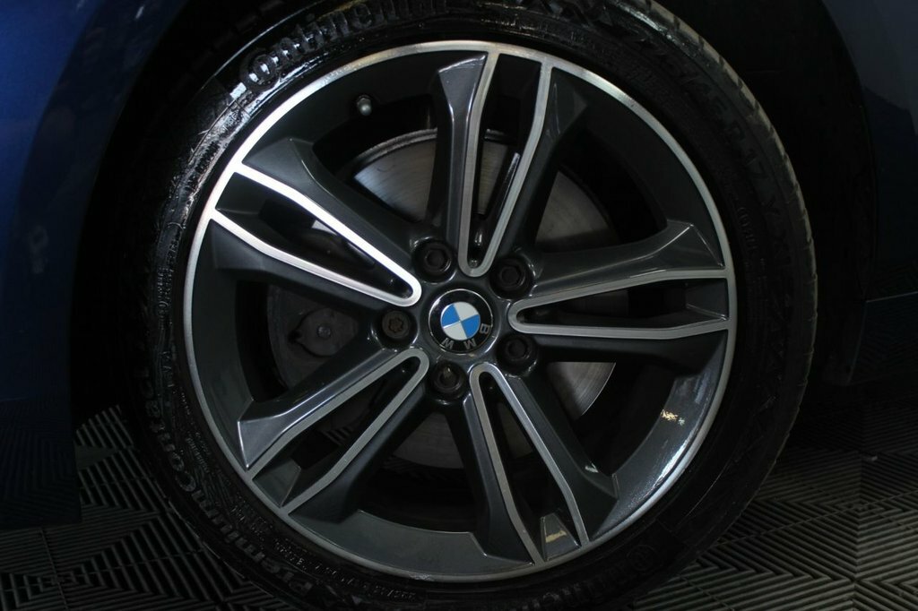 BMW 1 Series 1.5L Sport FG69GXA Blue #4