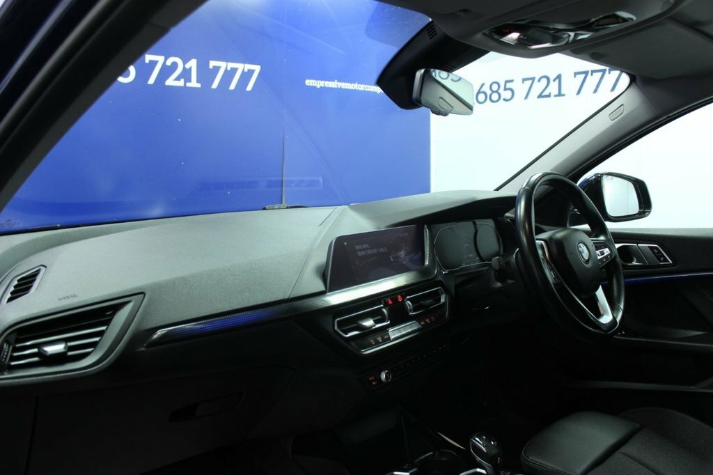 BMW 1 Series 1.5L Sport FG69GXA Blue #6