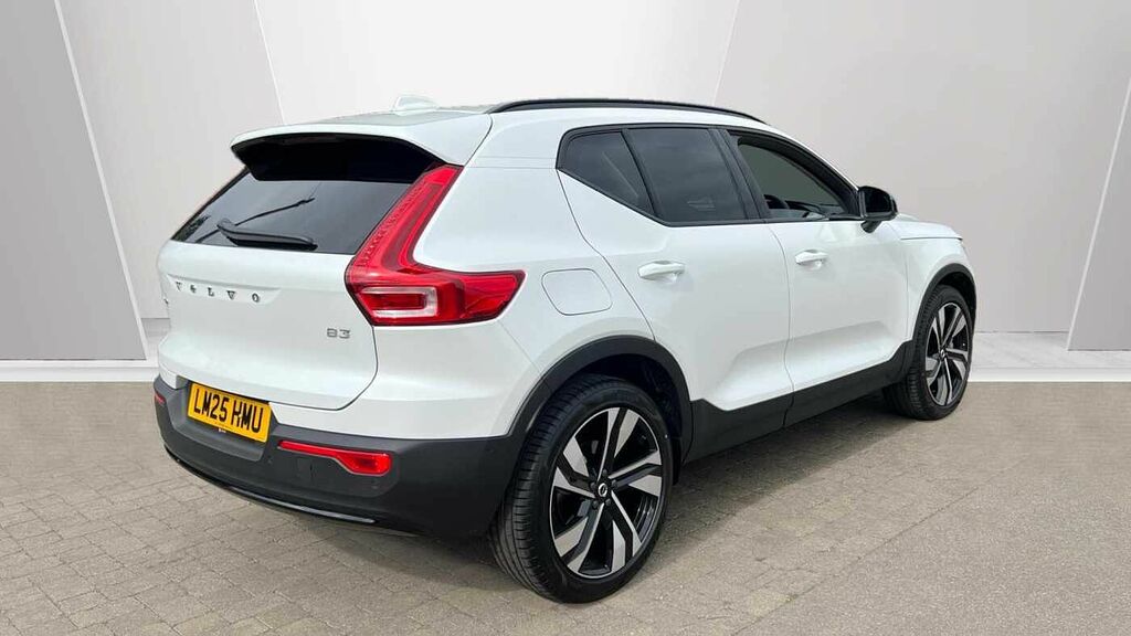 Volvo XC40 Ultra, B3 Mild Hybrid, Dark LM25HMU White #2