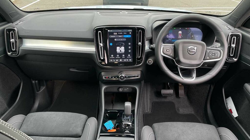 Volvo XC40 Plus, B3 Mild Hybrid, Dark LR75ZGY Blue #5