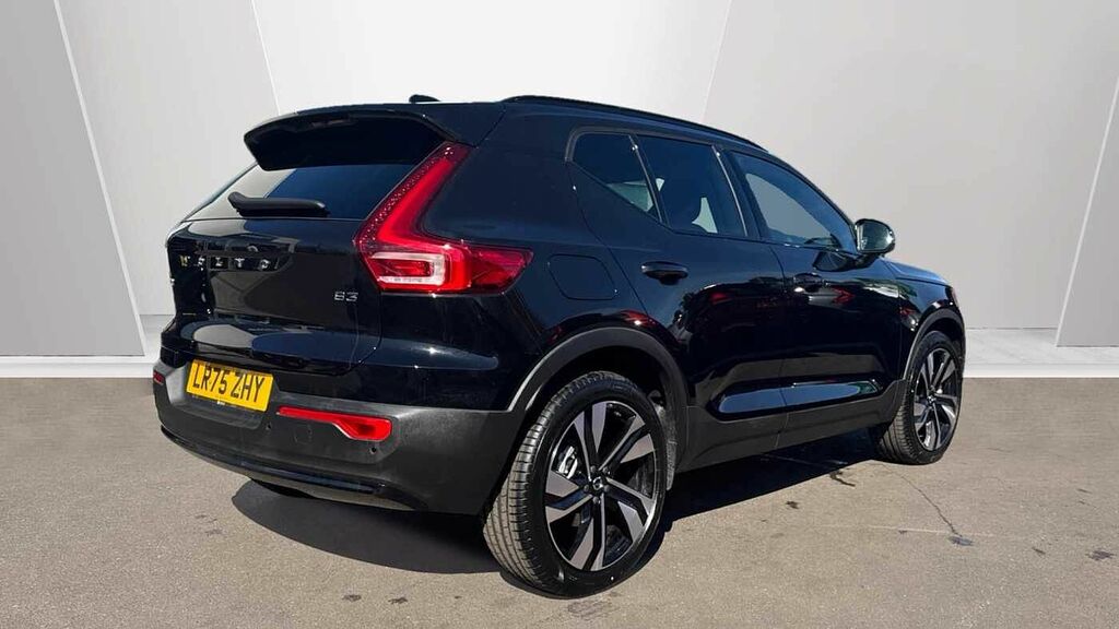 Volvo XC40 Plus, B3 Mild Hybrid, Dark LR75ZHY Black #2