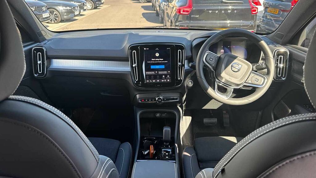 Volvo XC40 Plus, B3 Mild Hybrid, Dark LR75ZHY Black #5