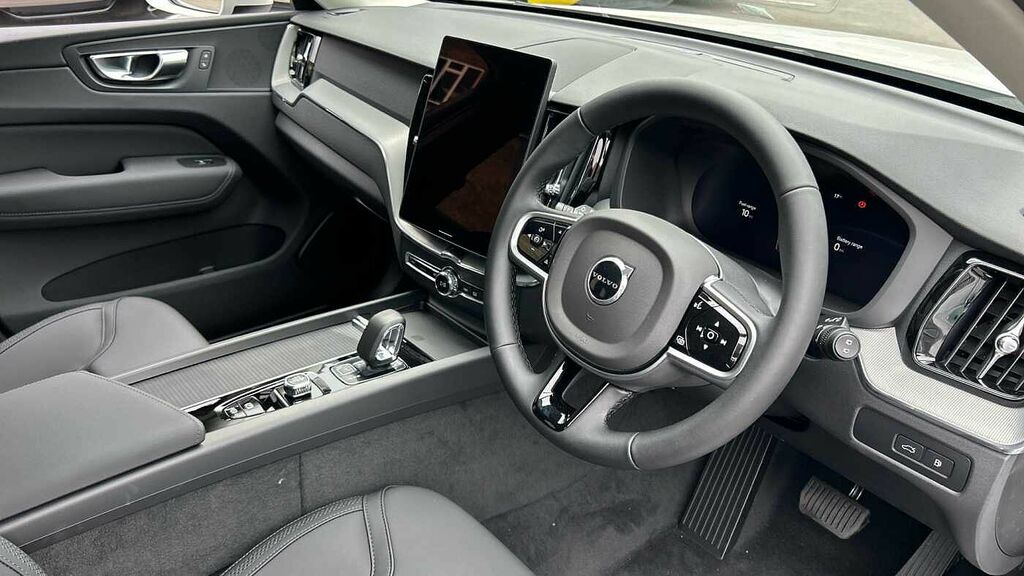 Volvo XC60 Core, T6 Awd Plug-in Hybrid, LD75OCW White #4