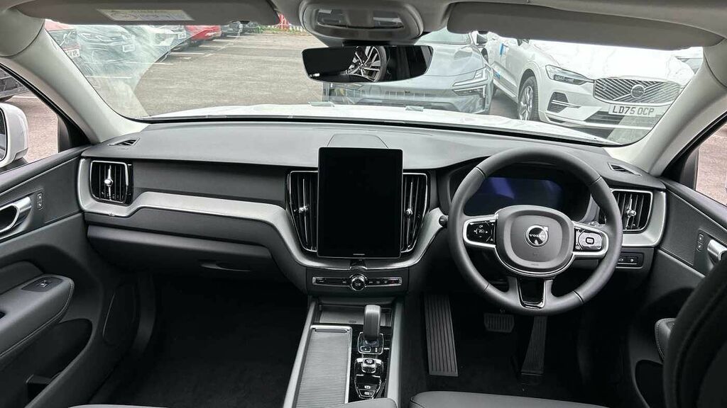 Volvo XC60 Core, T6 Awd Plug-in Hybrid, LD75OCW White #5