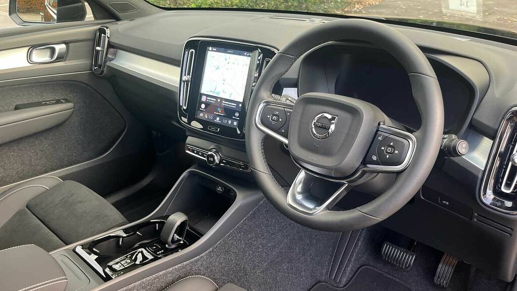 Volvo XC40 Black Edition Plus, B4 Mild Hybrid, RO75JNF Black #4