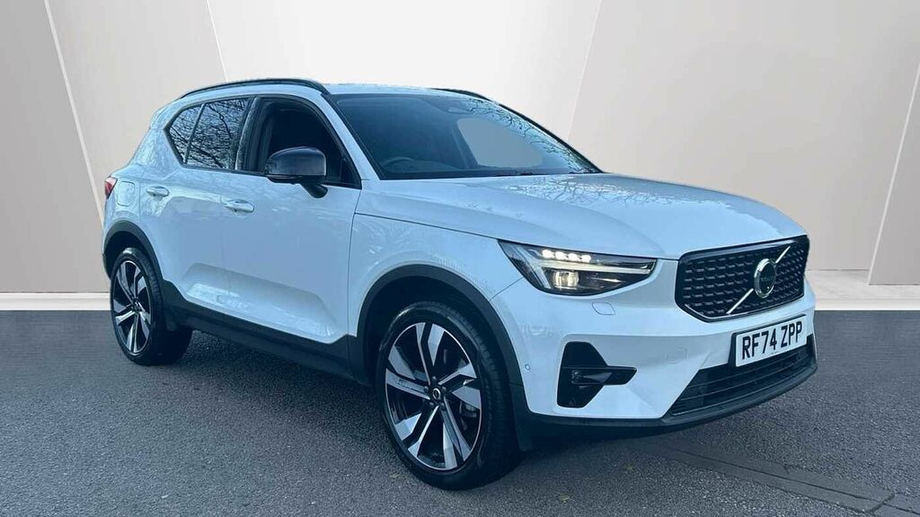 Volvo XC40 Ultra, B4 Mild Hybrid, Dark White