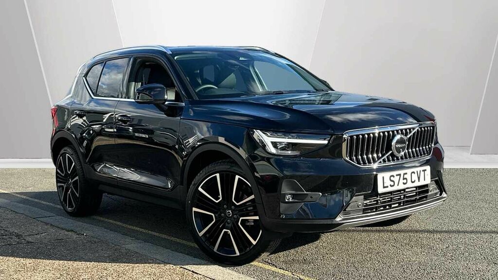 Volvo XC40 Ultra, B3 Mild Hybrid, Bright Black