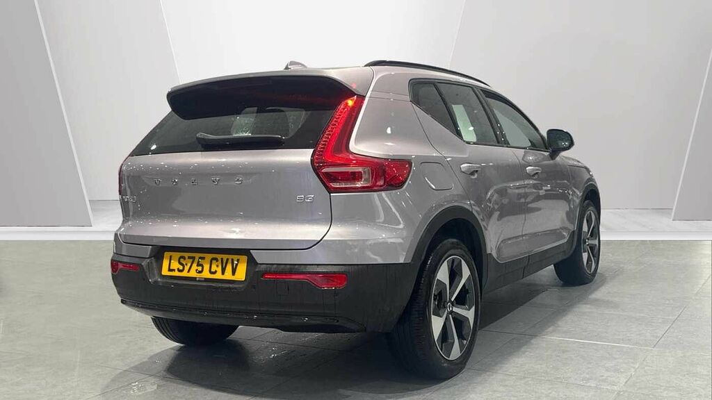 Volvo XC40 Plus, B3 Mild Hybrid, Dark LS75CVV Silver #2