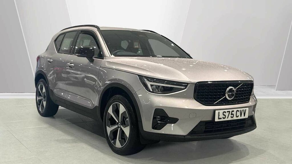 Volvo XC40 Plus, B3 Mild Hybrid, Dark Silver