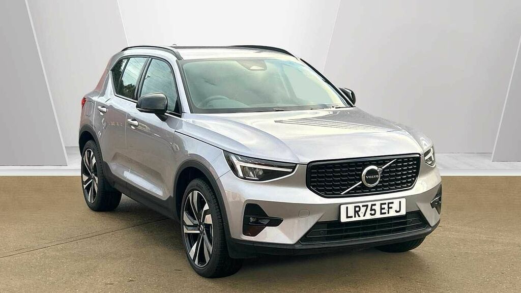 Volvo XC40 Plus, B4 Mild Hybrid, Dark Silver