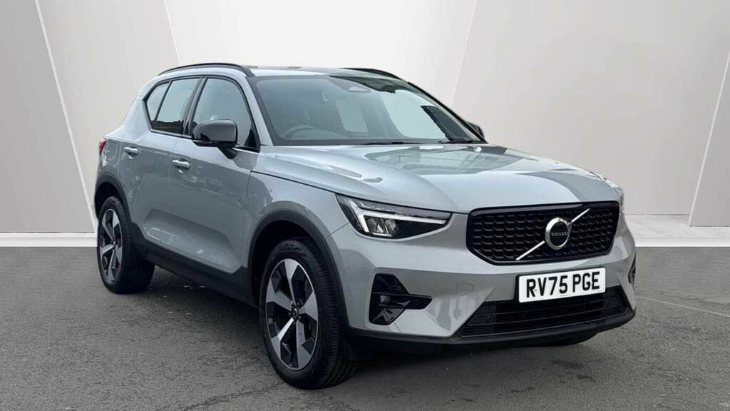 Volvo XC40 Plus, B4 Mild Hybrid, Dark Grey