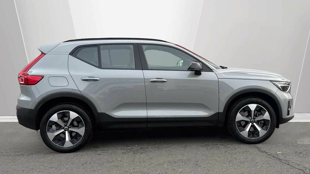 Volvo XC40 Plus, B4 Mild Hybrid, Dark RV75PGE Grey #3