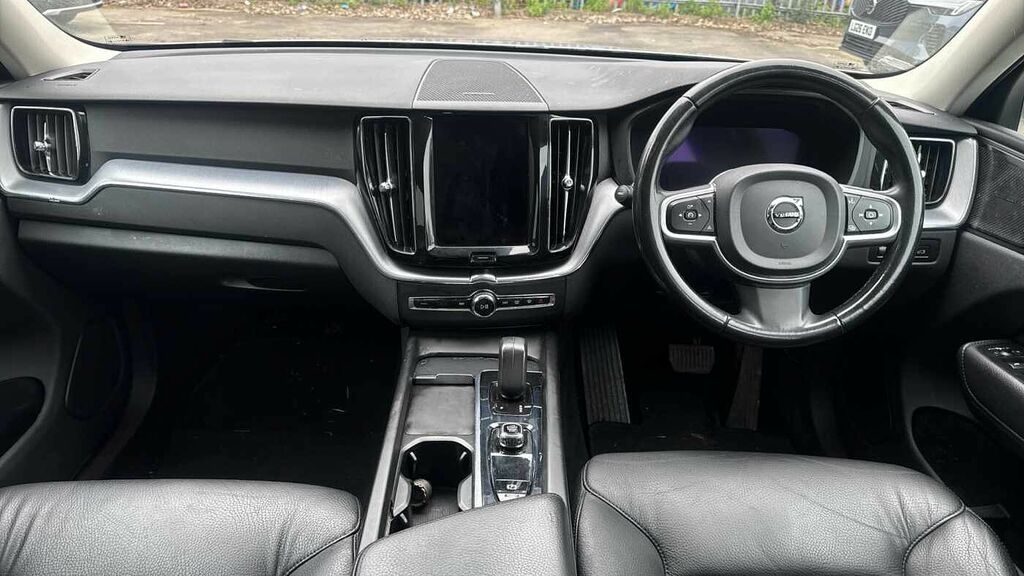 Volvo XC60 Momentum, B4 Awd Mild Hybrid LO71BYG Silver #5