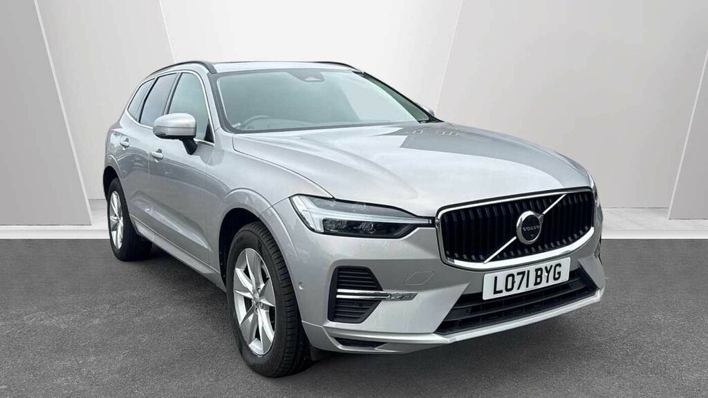 Volvo XC60 Momentum, B4 Awd Mild Hybrid Silver