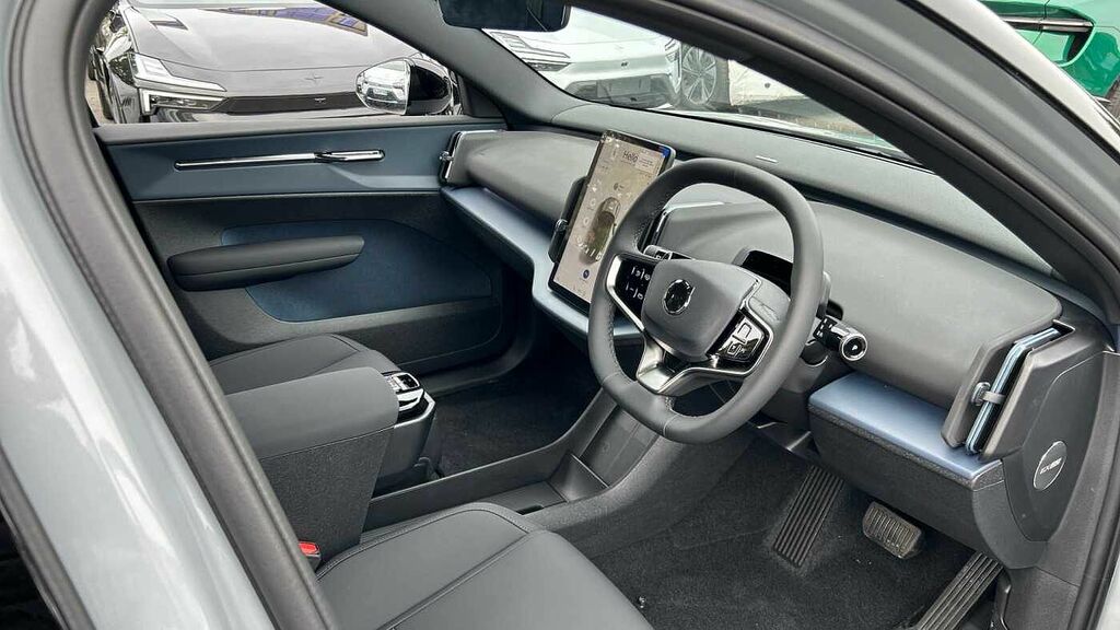 Volvo EX30 Plus, Twin Motor Performance, LR75XXH Grey #4