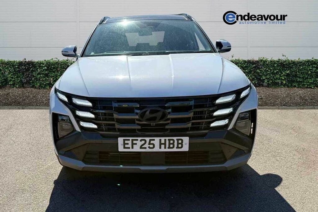 Hyundai Tucson 1.6T Hybrid Ultimate White
