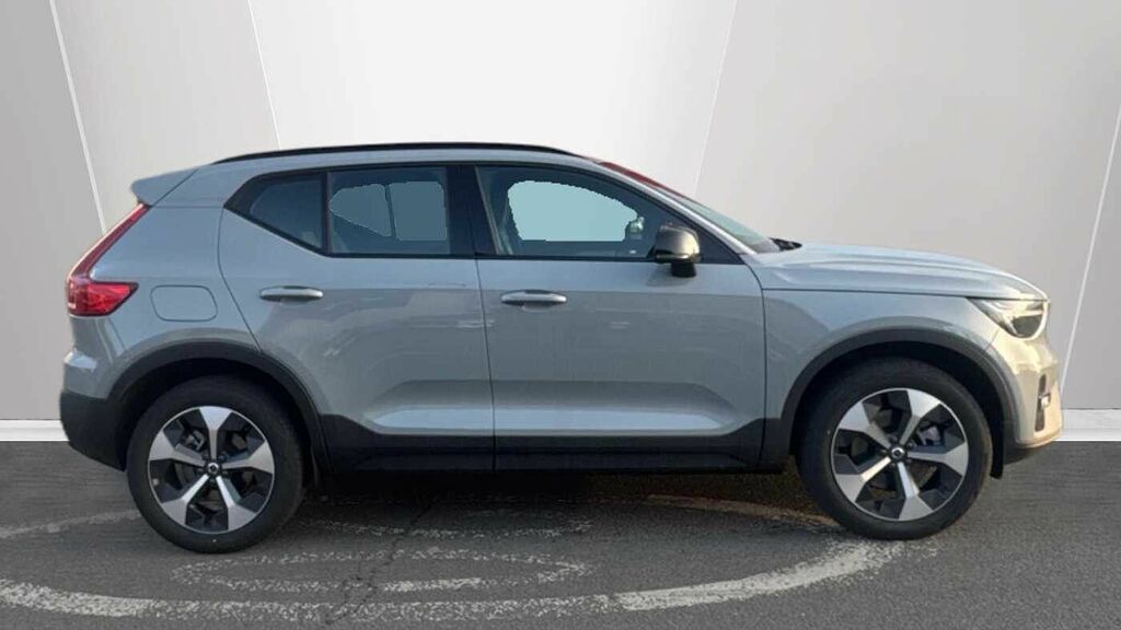 Volvo XC40 Plus, B4 Mild Hybrid, Dark RV75PGY Grey #3