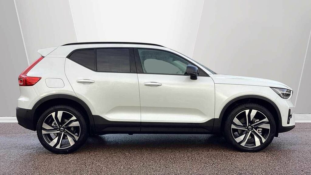 Volvo XC40 Ultra, B3 Mild Hybrid, Dark LO75CUH White #3