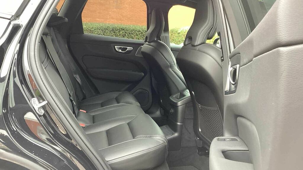 Volvo XC60 Black Edition Ultra, T8 Awd Plug-in Hybrid, Electr LR75EFM Black #6